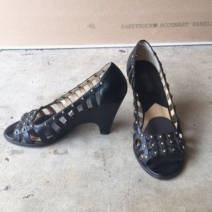Michael Michael Kors single sold studded wedge